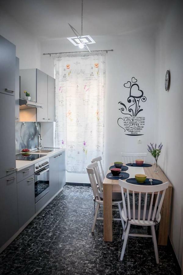 Appartement Apartman Vidi à Rijeka Extérieur photo