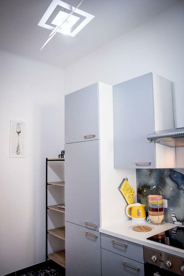Appartement Apartman Vidi à Rijeka Extérieur photo
